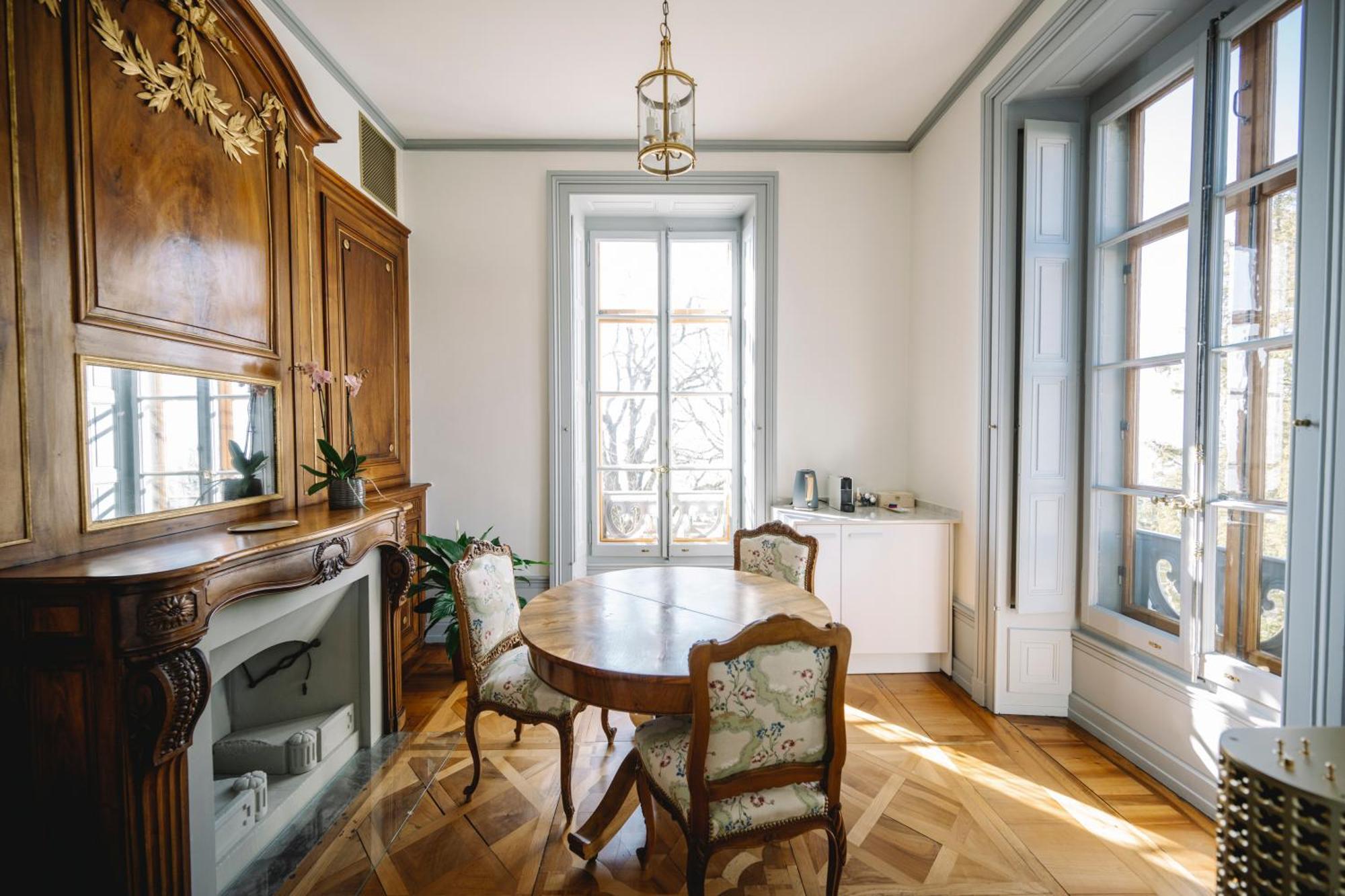 فيفي Chateau De L'Aile- Boutique Suites المظهر الخارجي الصورة